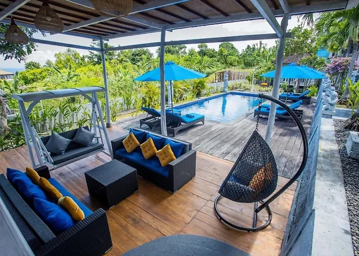 Tatak Bunut Villa Ceningan