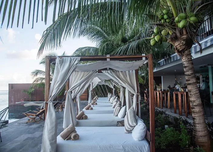 Hotel B Unique (Adults Only)