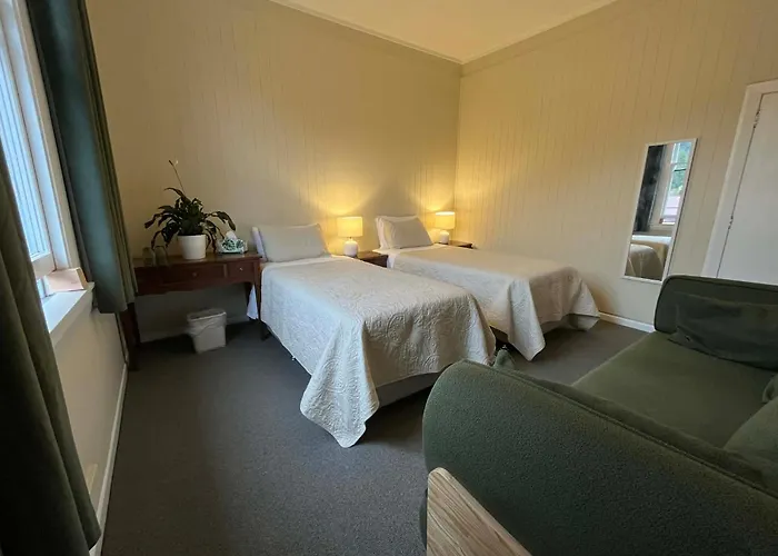 Nourish Reefton & Wilsons Hotel