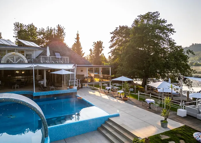 Amerika-Holzer Hotel&Resort