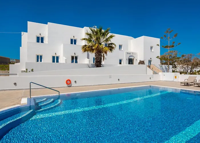 Nikos Hotel