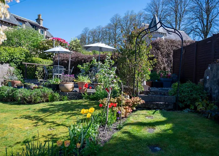 Leven House Bed And Breakfast