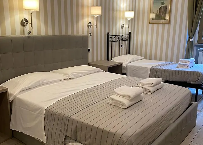 Rome Orange Inn