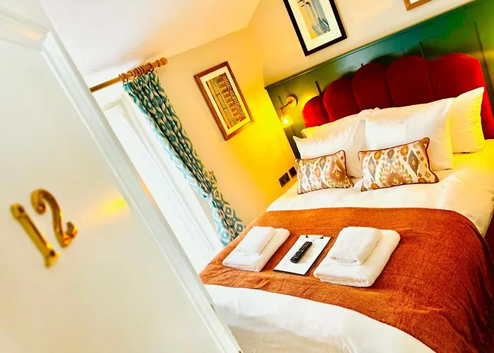 George Hotel & Granary