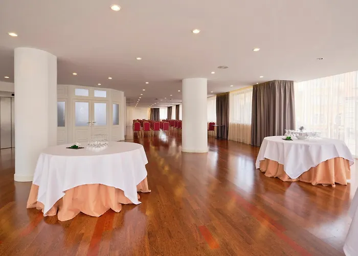 Hotel Almirante