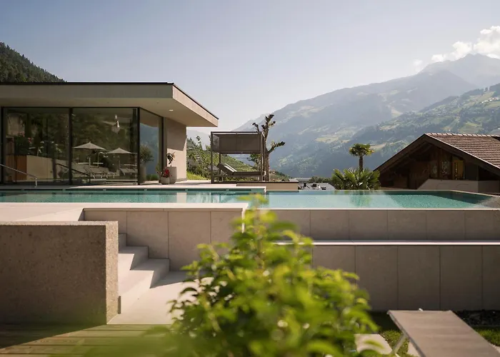 Hotel Zirmerhof & Residence