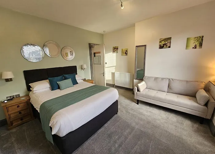 Compston House B & B