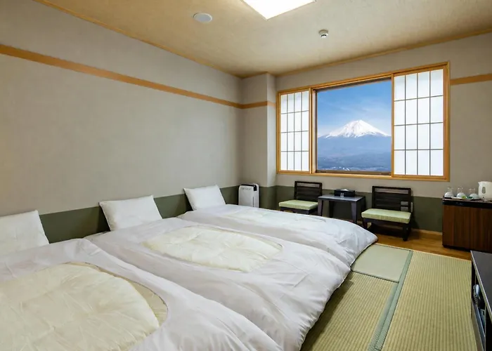 Fujikawaguchiko Resort Hotel