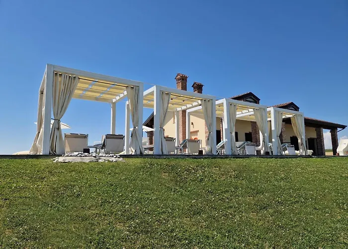 Montalbera Wine Suites