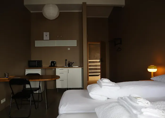 Bergás Guesthouse Keflavík