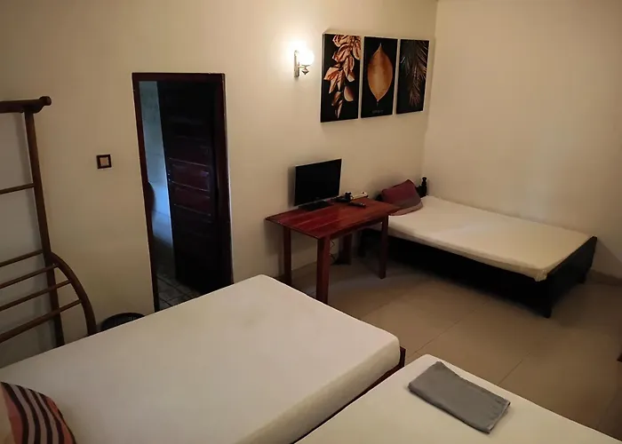 Hansika Guest Inn