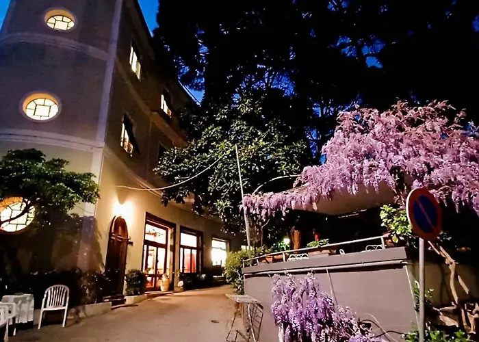 Hotel Pensione Moderna