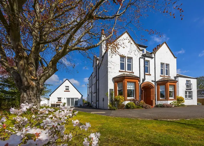 Pinewood Country House