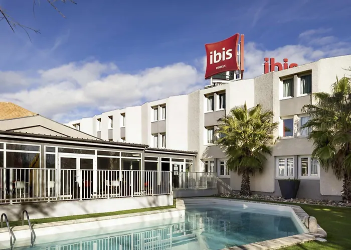 Ibis Arles