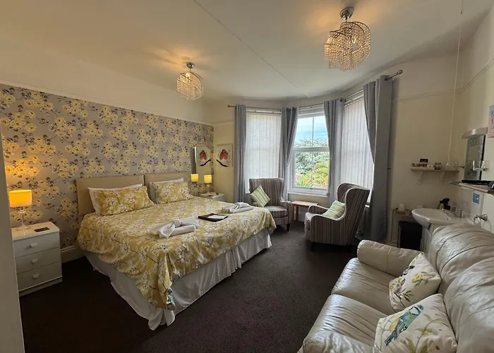 Easton Court Guest House