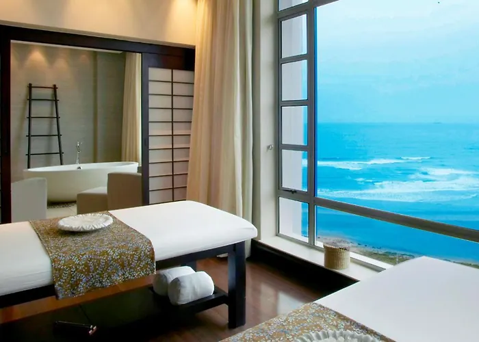 Suncoast Hotel & Towers