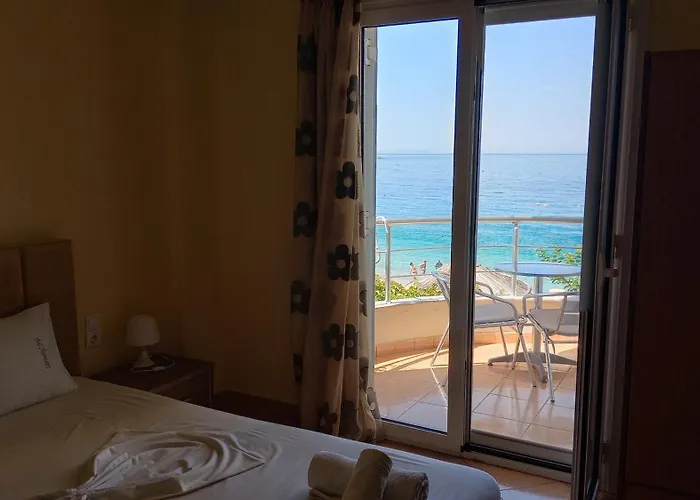 Magic Ionian Apartments & Rooms Himare