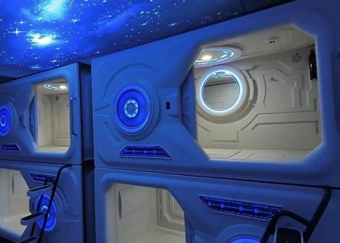 Just Hostel Capsules