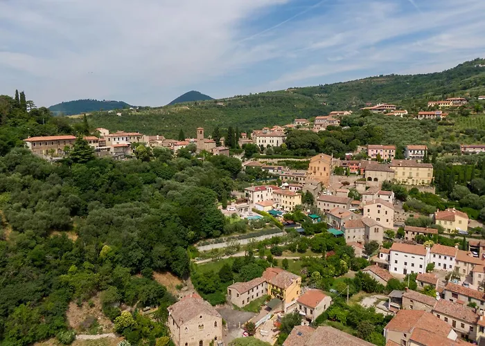 Borgo Petrarca