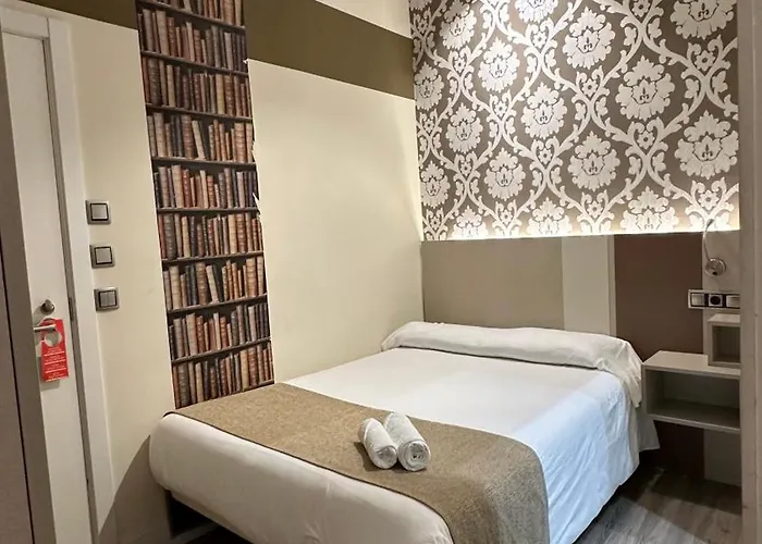 Hostal Atocha Almudena Martín