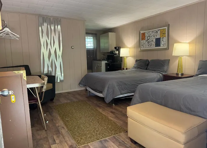 West Wind Motel