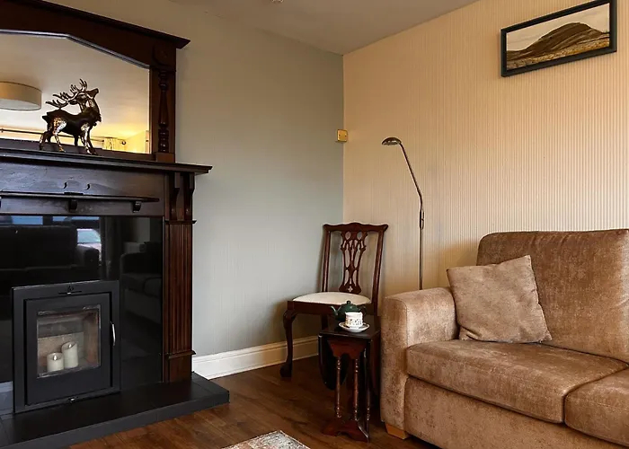 Hazelwood Lodge