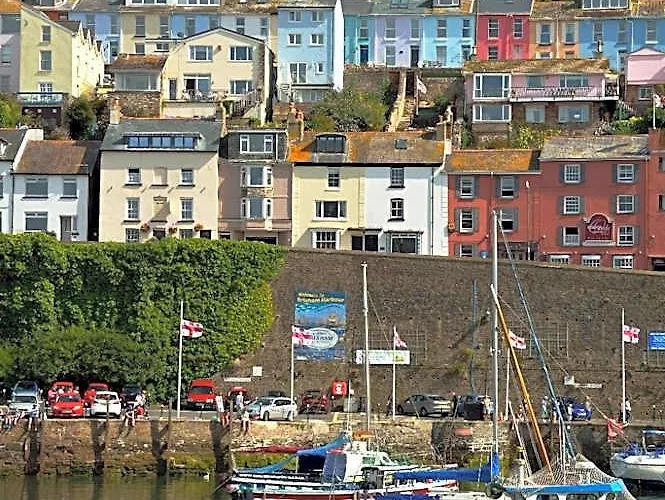 Sampford Harbour Side Guest House