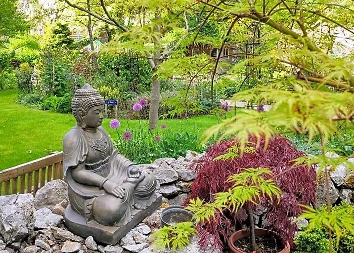 Cascades Gardens