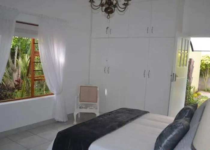Guest House Ascot Place Port Elizabeth