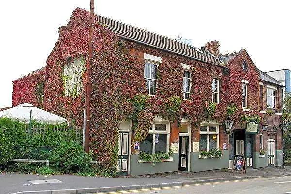 Lyndon House