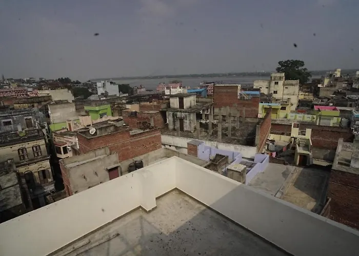 Anand Kanan Varanasi