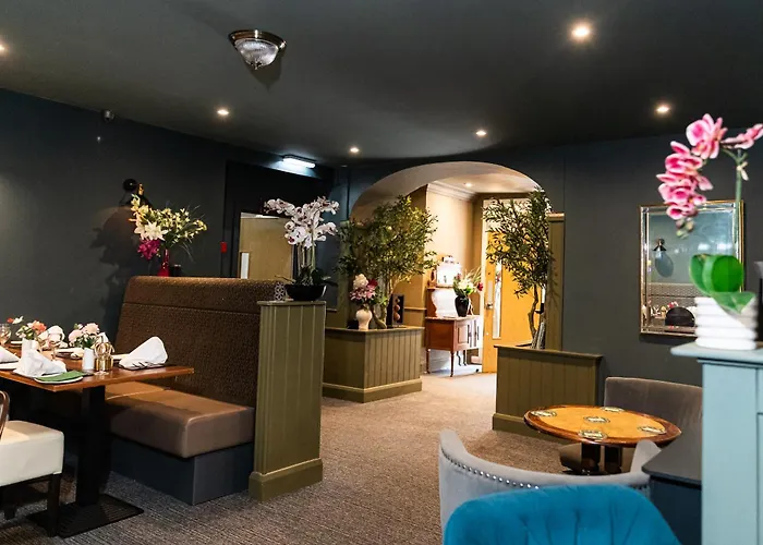 Schooner Hotel