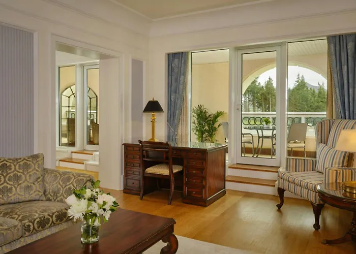 Powerscourt Hotel, Autograph Collection