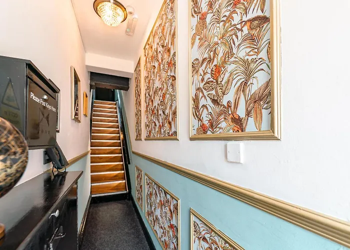 Sinclair'S Rooms
