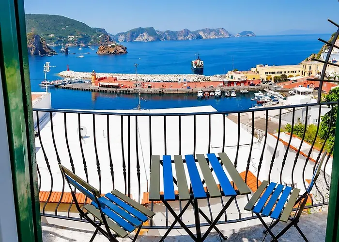 Maridea - Camere con vista al Porto