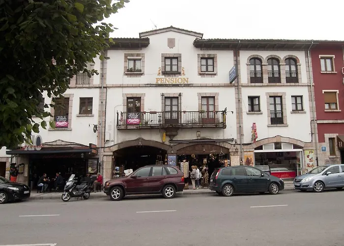 Pensión Plaza del Ayuntamiento Onís