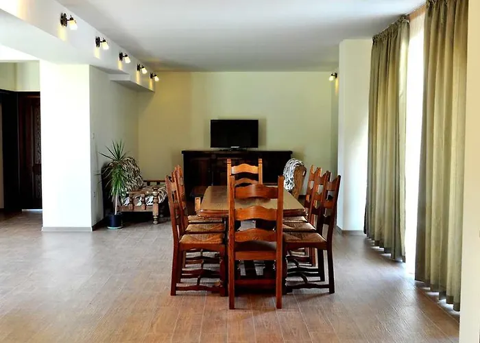 Yustina Villas Guest House