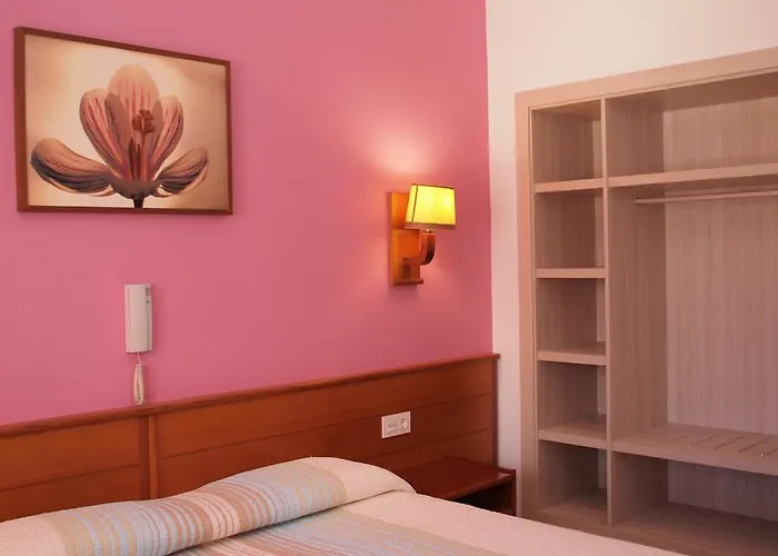 Hostal El Castell Calafell