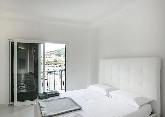Al Molo Sea View Rooms Lerici