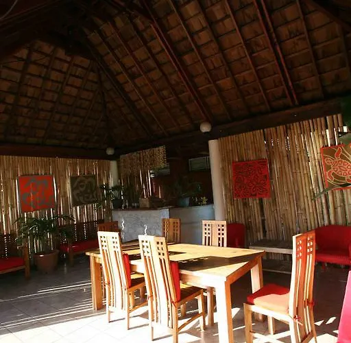 La Perruche Rouge Guest House Tamatoa