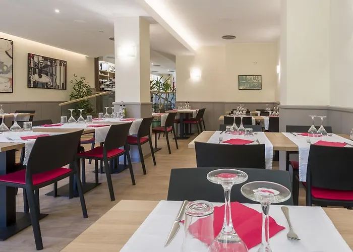 Hostal La Vila Olot