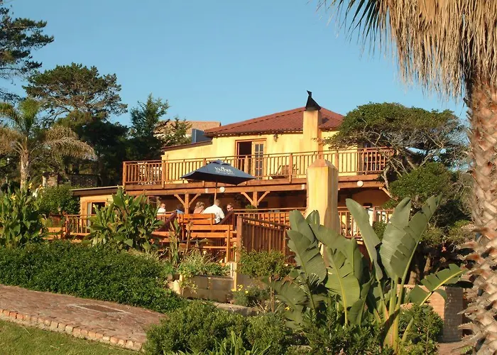 Dutton'S Cove Guest House Herolds Bay