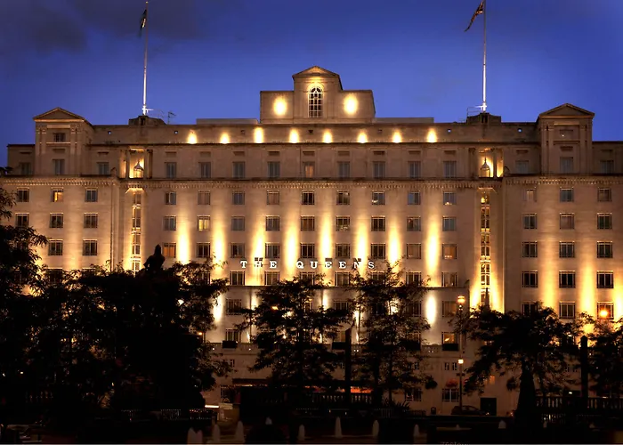 The Queens Hotel