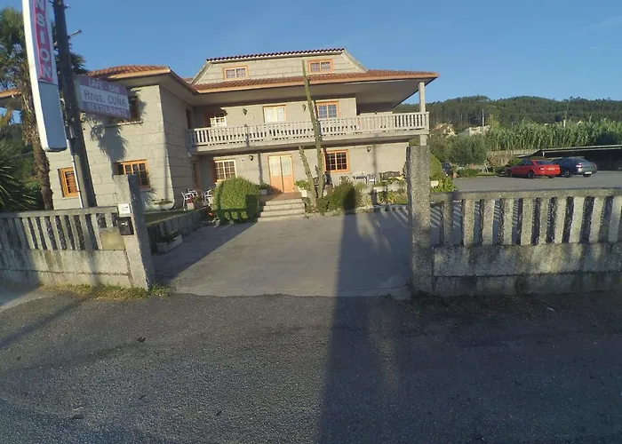 Hostal - Restaurante Casa Cuna Tebra