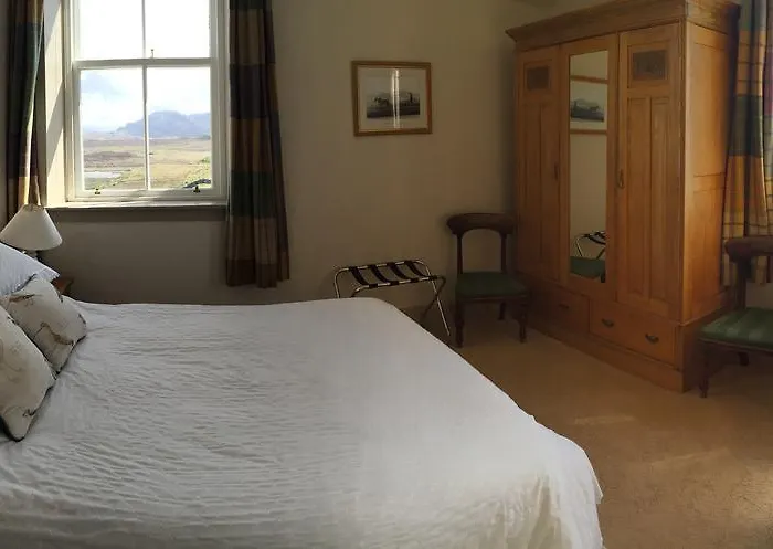 Uig Lodge HEBRIDES