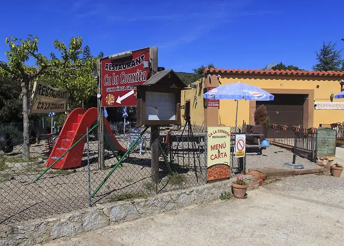Ca La Conxita Hostal & Restaurante
