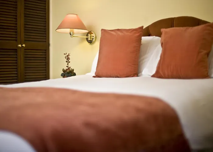Overcliffe Hotel