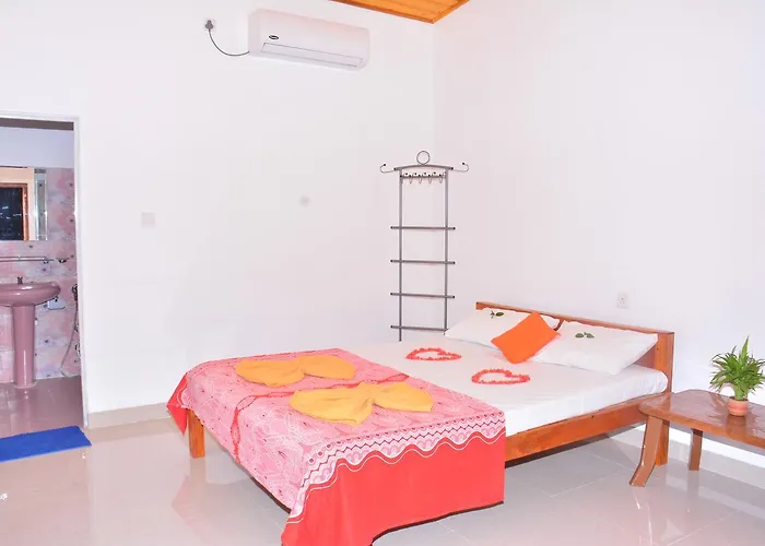 Pleasant Park Holiday Inn Trincomalee
