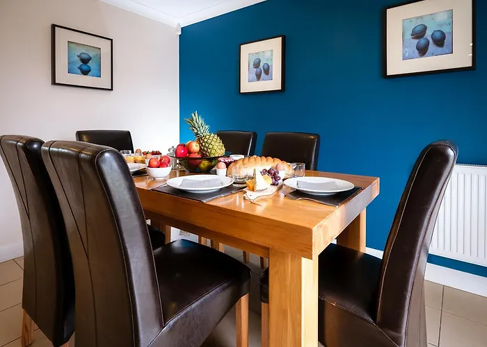 Lakeview Holiday Cottages