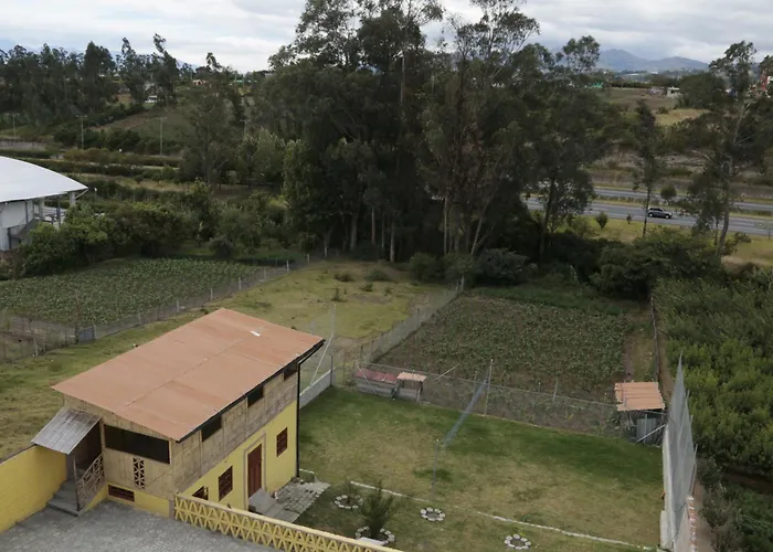 Hotel Residencial El Viajero Tababela